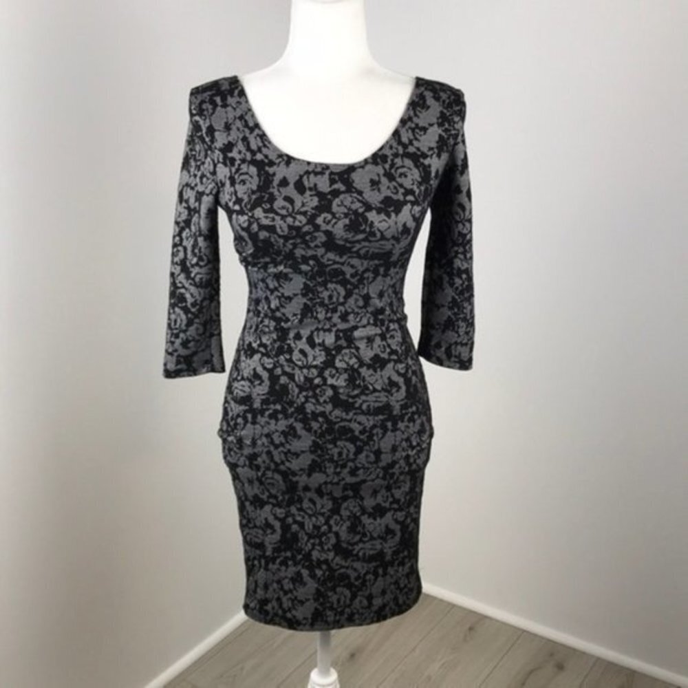 Brat Star Half Sleeve Bodycon Dress Size S